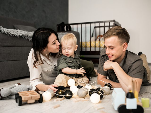 Проводите время с семьей