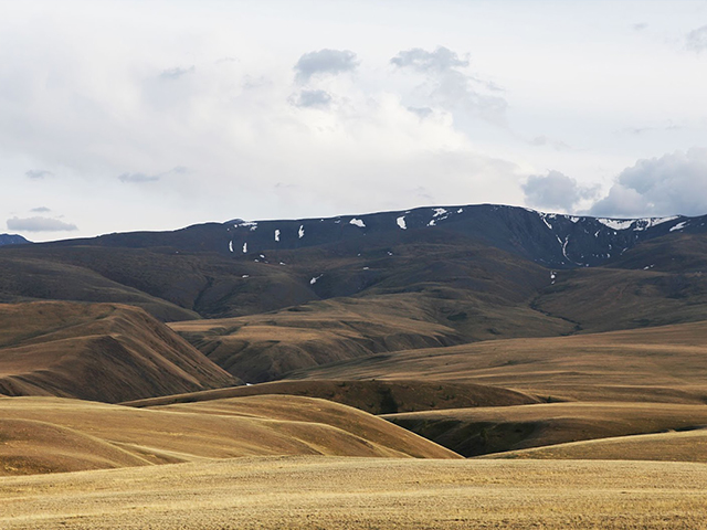 Хенге-ду-Халиа, Монголия в статье от МКК Ракета Займ