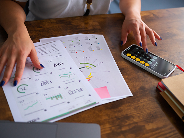 Не бойтесь ошибаться. В процессе накопления вы можете столкнуться с трудностями и неудачами. Важно анализировать свои ошибки и учиться на них. Это позволит вам избежать повторения тех же ошибок в будущем и сделать процесс сбережения более эффективным.