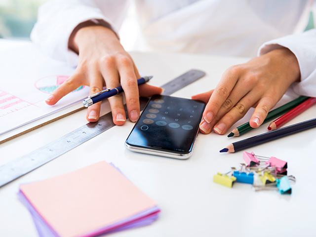 Составление бюджета — ключевой элемент в управлении финансами. 